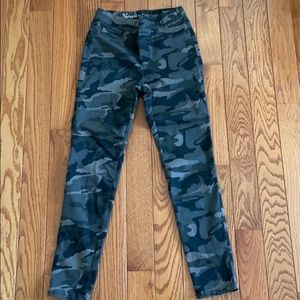 Camo Jegging Jeans